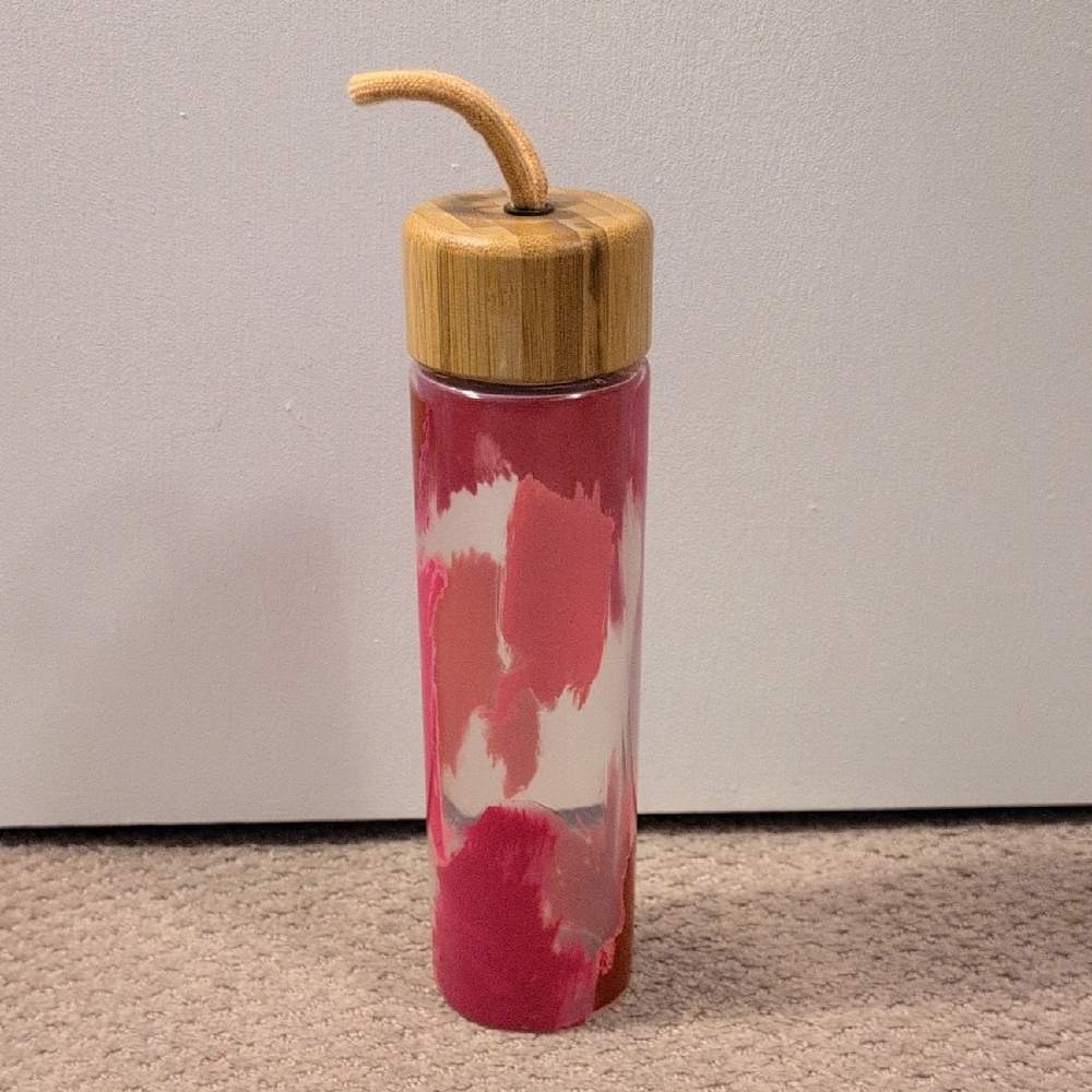 Ello Stylish Pink Glass Water Bottle with Bamboo Lid NWT